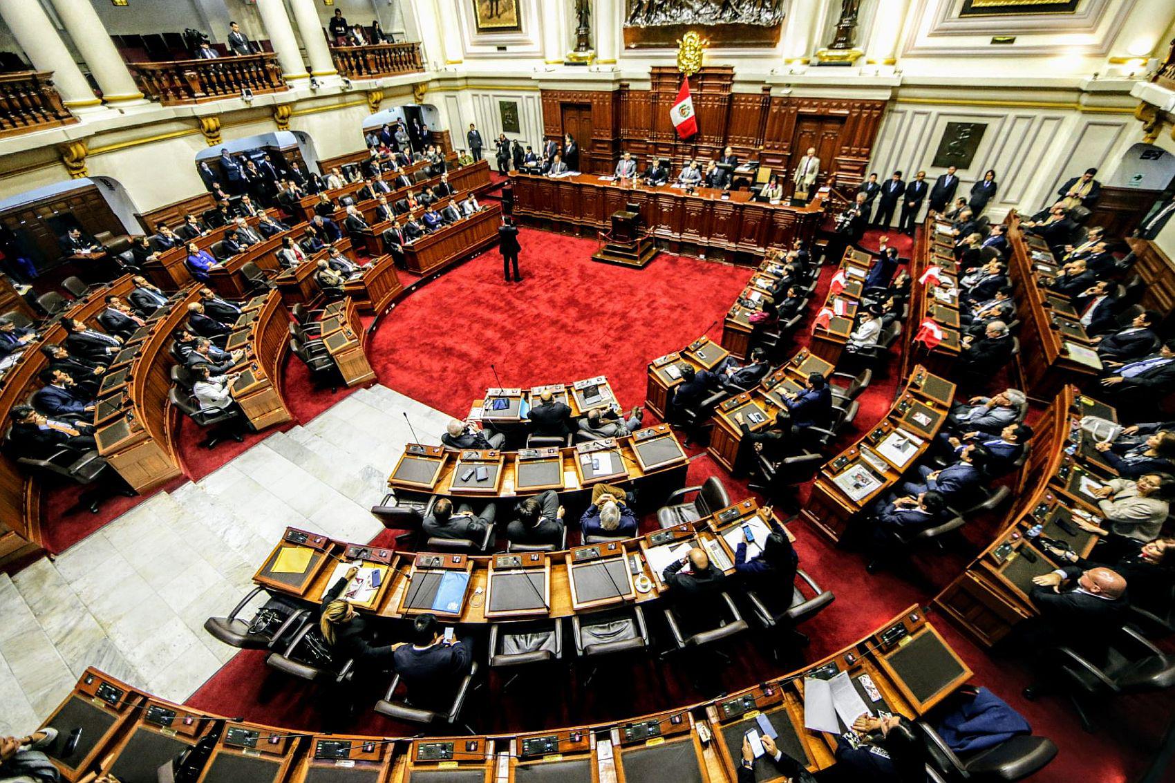 Para ganar la Mesa Directiva, una lista necesita los votos de la mitad más uno de los legisladores presentes en la sesión del pleno. (Foto: Andina)