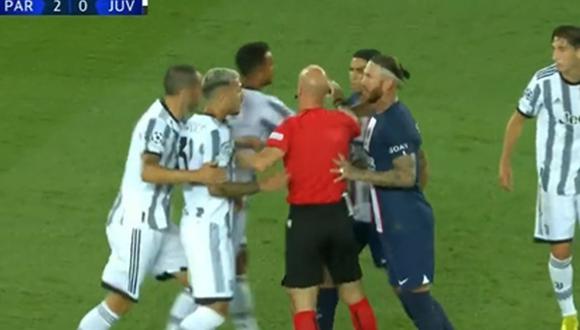 PSG vs Juventus: el tenso cara a cara entre Leandro Paredes y Sergio Ramos tras dividida | Foto: captura