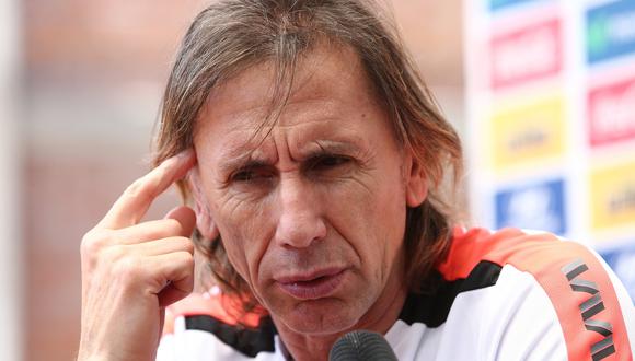 "Si Argentina concreta una propuesta, no imagino a Gareca rechazándola. No podemos competir con la patria", explica Renato Cisneros.