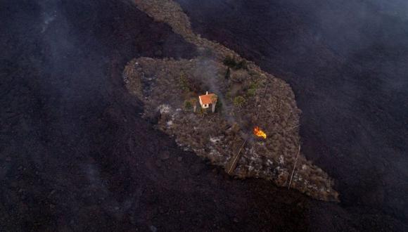 La residencia fue bautizada la "casa milagrosa" por haber sido afectada por el devastador paso de la lava, como muchas otras. (ALFONSO ESCALERO).