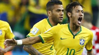 Brasil ganó 3-1 a Croacia con doblete de Neymar en su debut