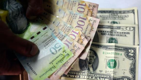 Venezuela: dólar libre cuesta 27 veces más que la tasa oficial