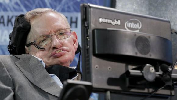 Hawking a favor de que el Reino Unido siga en la Unión Europea
