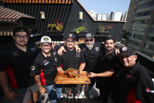 Diego Arsinica, Julio Geldres (Confederation President), Stefano Zapadier (Vice President), Joseluiz Castro, Julio Caracasatua and Pedro Guerrero