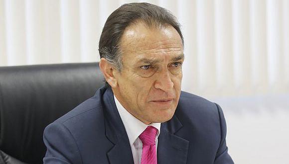 Becerril afirma que Congreso debe investigar a Félix Moreno