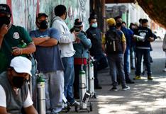 Coronavirus: Cinco horas de fila por una hora de oxígeno en Ciudad México | VIDEO