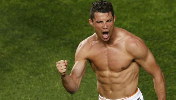 Manchester United lanza oferta millonaria por Cristiano Ronaldo