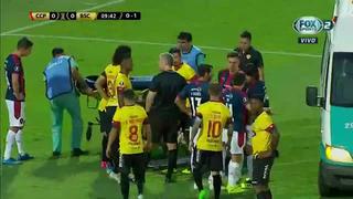 ¡Impactante! Javier Burrai fue impactado por Jorge Benítez, terminó con el rostro cortado y fue trasladado al hospital | VIDEO