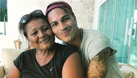 Paolo Guerrero y su madre, Petronila . la popular Doña Peta. (Foto: Difusión)