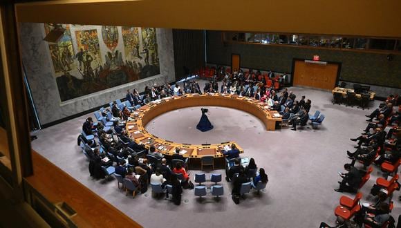 El Consejo de Seguridad de las Naciones Unidas se reúne para tratar la situación en Oriente Medio, incluida la cuestión palestina, en la sede de la ONU en Nueva York el 25 de marzo de 2024. (Foto de ANGELA WEISS / AFP)