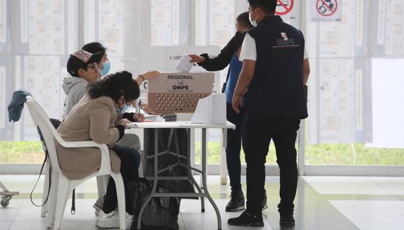 La Segunda Elección Regional 2022 se llevó a cabo este domingo 4 de diciembre en nueve jurisdicciones del país. (Foto: Alessandro Currarino / @photo.gec)