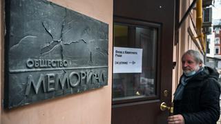 Rusia: un tribunal ordena la incautación de las oficinas de Memorial, ganadora del Nobel de la Paz