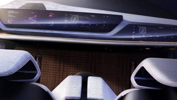 Auto eléctrico de Chrysler tendrá una pantalla de 37,2 pulgadas: ocupará todo el tablero