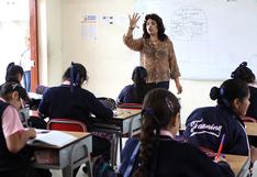 Perú: Minedu contratará a más de 92,000 maestros para este 2017