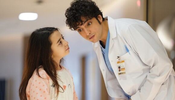 Beren Gokyildiz de “Mi hija” y Taner Ölmez de “Doctor milagro” (Foto: Doctor milagro / MF Yapım)