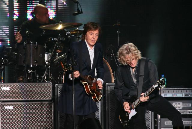 El ex Beatle sir Paul McCartney y su histórico concierto en el 2011 como parte de la gira Up and Coming Tour.