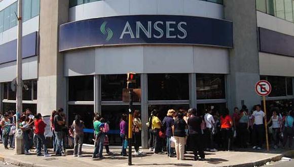 Anses dio a conocer el calendario de pagos de octubre 2021. (Foto: La Nación de Argentina, GDA)