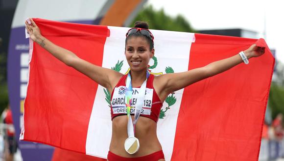Kimberly García hace justo una semana logró la medalla de oro en los 20 kilómetros marcha del Mundial de Eugene. (Foto: AFP)