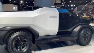 IAT T-Mad: la imitación china del Tesla Cybertruck con 1.000 km de autonomía