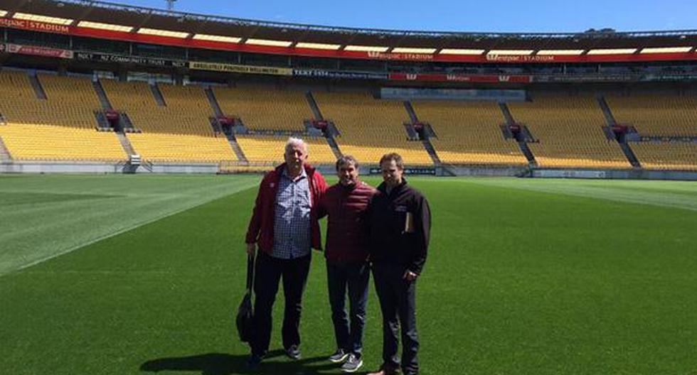Delegación de Perú llega a Nueva Zelanda y reconoce estadio de Wellington. (Foto: Twitter Selección Peruana)