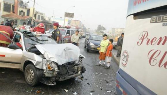 Un triple choque dejó a una persona herida en Breña