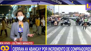 Mesa Redonda: público lo abarrota y ocasiona el cierre de la Av. Abancay