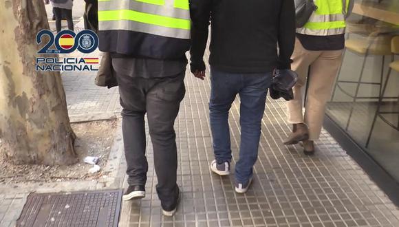 Agentes de la Policía Nacional han detenido en Mallorca a un miembro de la organización terrorista Sendero Luminoso que se encontraba fugado de las autoridades peruanas y tenía señalada una Orden Internacional de Detención para Extradición por delito de terrorismo. EFE/ Policía Nacional