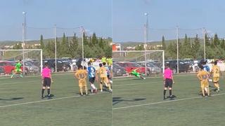 Diego Kochen, arquero de raíces peruanas, tapó un penal en FC Barcelona | VIDEO