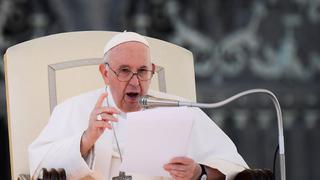 Papa Francisco descarta ordenación de mujeres, pero dice que merecen “más lugar en la Iglesia”