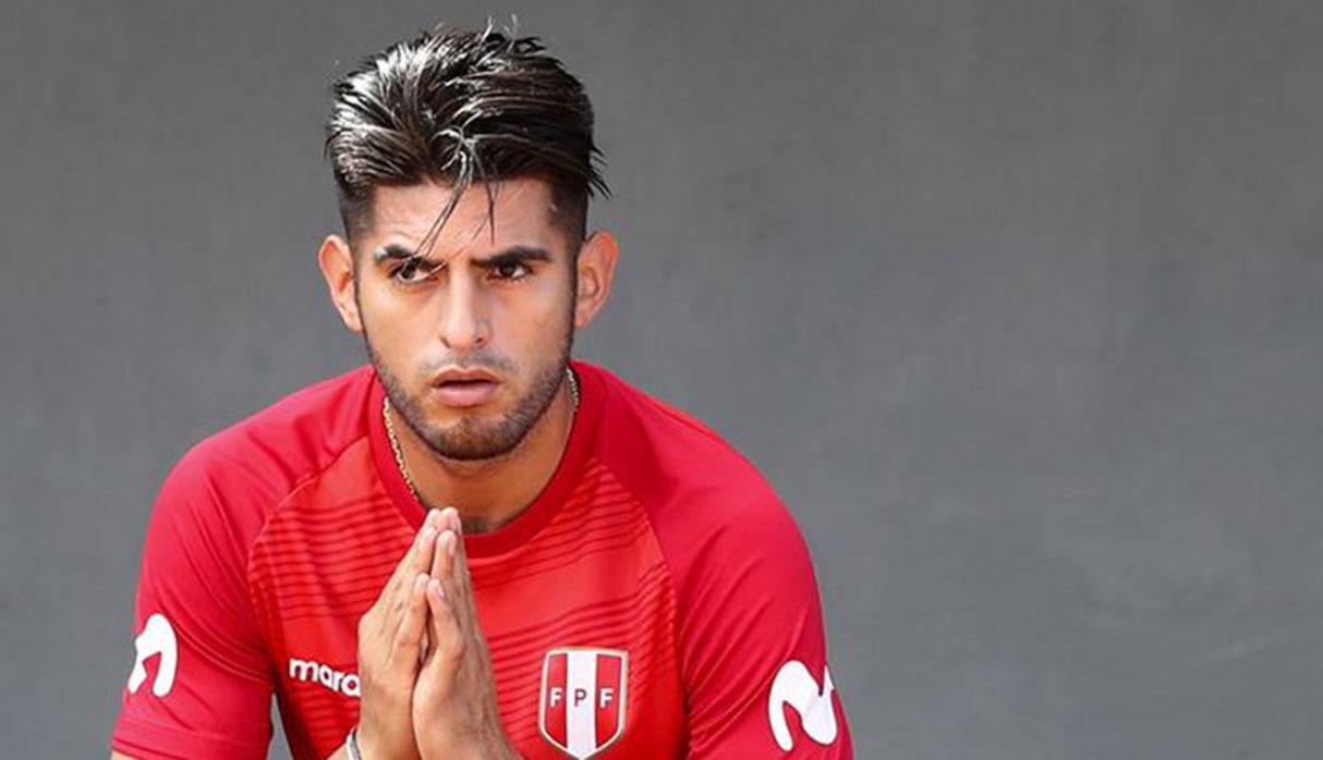 Carlos Zambrano habla del partido ante Uruguay y del duelo que tendrá, si arranca como titular, con Luis Suárez y Edinson Cavani. (Foto: Twitter @SeleccionPeru)