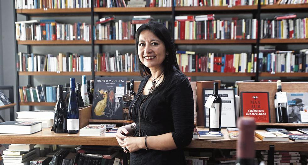 Escritora Cusqueña Karina Pacheco, revisita el amenazado paraíso perdido de su infancia en la novela "El año del viento", editada por Seix Barral. (Foto: César Campos)