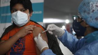 COVID-19: Así se lleva a cabo la inmunización a adolescentes con trasplante de órgano en el parque de la Exposición | FOTOS