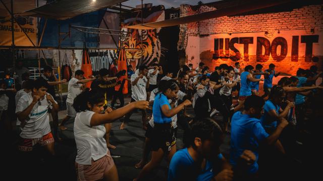 Centro de Alto Rendimiento de Chorrillos recibirá indumentaria de marca deportiva Nike para apoyar a luchadores. (Foto: Alto Perú Muay Thai)