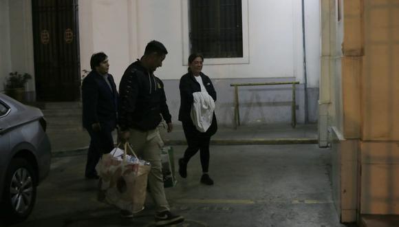 Sada Goray fue detenida el último viernes tras llegar de Colombia. También fue intervenido el periodista Mauricio Fernandini. (Foto: César Bueno / @photo.gec)