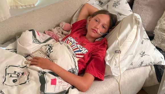 Tillie Adams, la niña de 12 años que padece las secuelas del covid desde el 2020. (Foto: @tilliesjourney / Instagram).