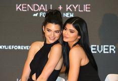 Kylie Jenner: Así le besó la lengua a su hermana Kendall Jenner