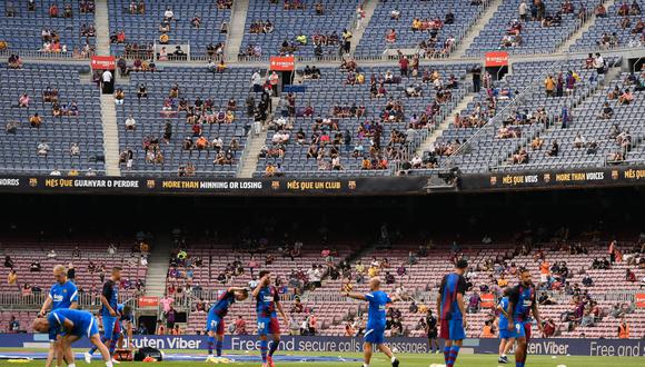El presidente del Barcelona habló sobre la salida de Messi y también dio una explicación a los silbidos en el Camp Nou para el astro argentino