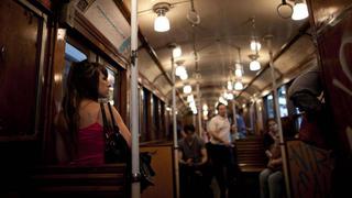 FOTOS: los vagones de metro más antiguos del mundo serán usados como bibliotecas en Buenos Aires