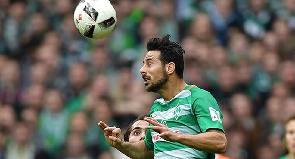 Claudio Pizarro fue titular y el Werder Bremen ganó. (Foto: Getty Images)