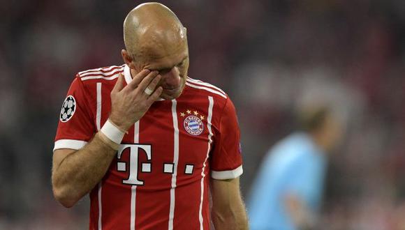 Robben, agobiado: "Lo intentamos todo, pero por ahora no funciona. No sabemos qué tengo" | VIDEO. (Foto: AFP)