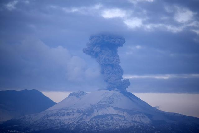 Volcán Sabancaya: recomiendan uso de mascarillas y lentes en zonas alertadas