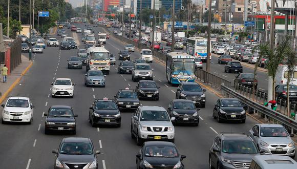 Los automóviles y ómnibus urbanos e interprovinciales podrán desplazarse sin inconvenientes durante el fin de semana. (Foto: GEC)