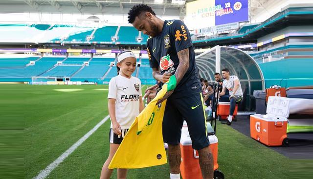 Ariana Dos Santos cumplió su sueño: conoció a Neymar Junior en Estados Unidos (Foto: Instagram Neymar)