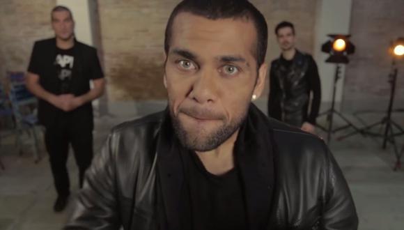 Dani Alves del Barcelona debuta como cantante (VIDEO)