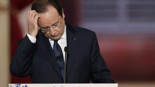 Hollande acepta estar pasando por un momento doloroso