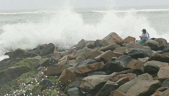 Costa Verde: policía cierra playas por oleaje moderado