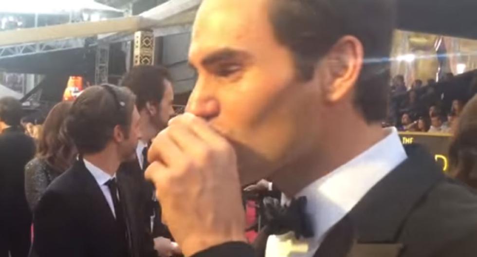 Roger Federer pasó un momento incódomo en los Oscars tras probar un shot de tequila | Foto: Captura de Video
