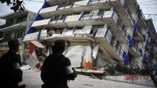 A qué se debe el extraño fenómeno de luces en el cielo después de un terremoto