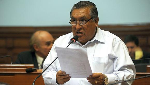Fujimorismo analiza denuncia contra congresista Rofilio Neyra