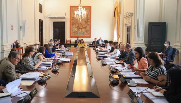 El dictamen señala que los Consejos de Ministros sean trasmitidos de manera pública. (Foto: Presidencia)